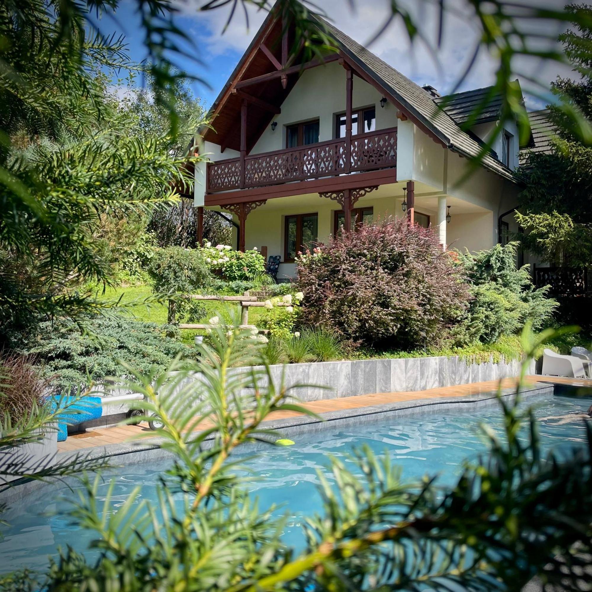 Apartamenty Kornaje ชซาฟนีซา ภายนอก รูปภาพ