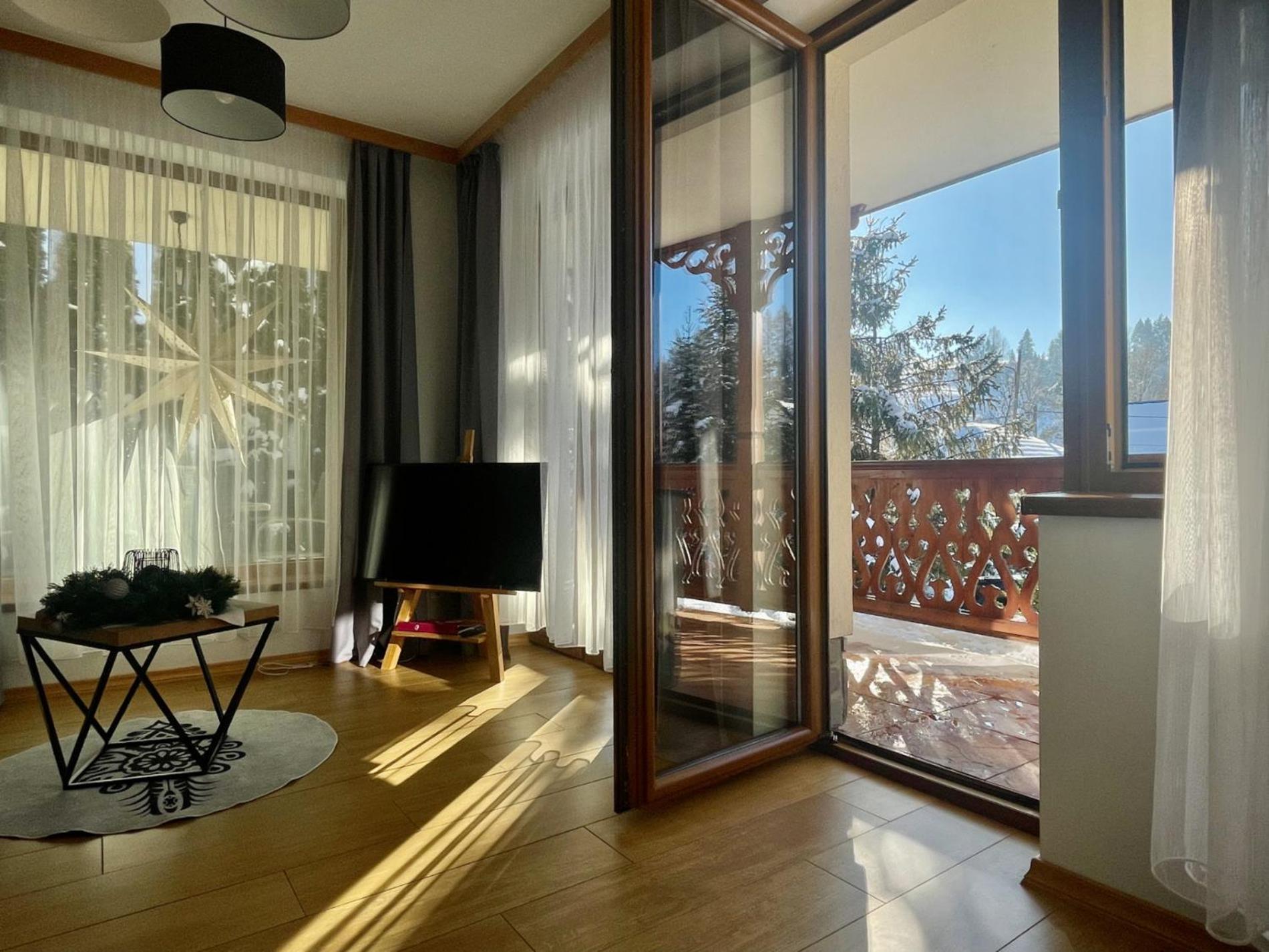 Apartamenty Kornaje ชซาฟนีซา ภายนอก รูปภาพ