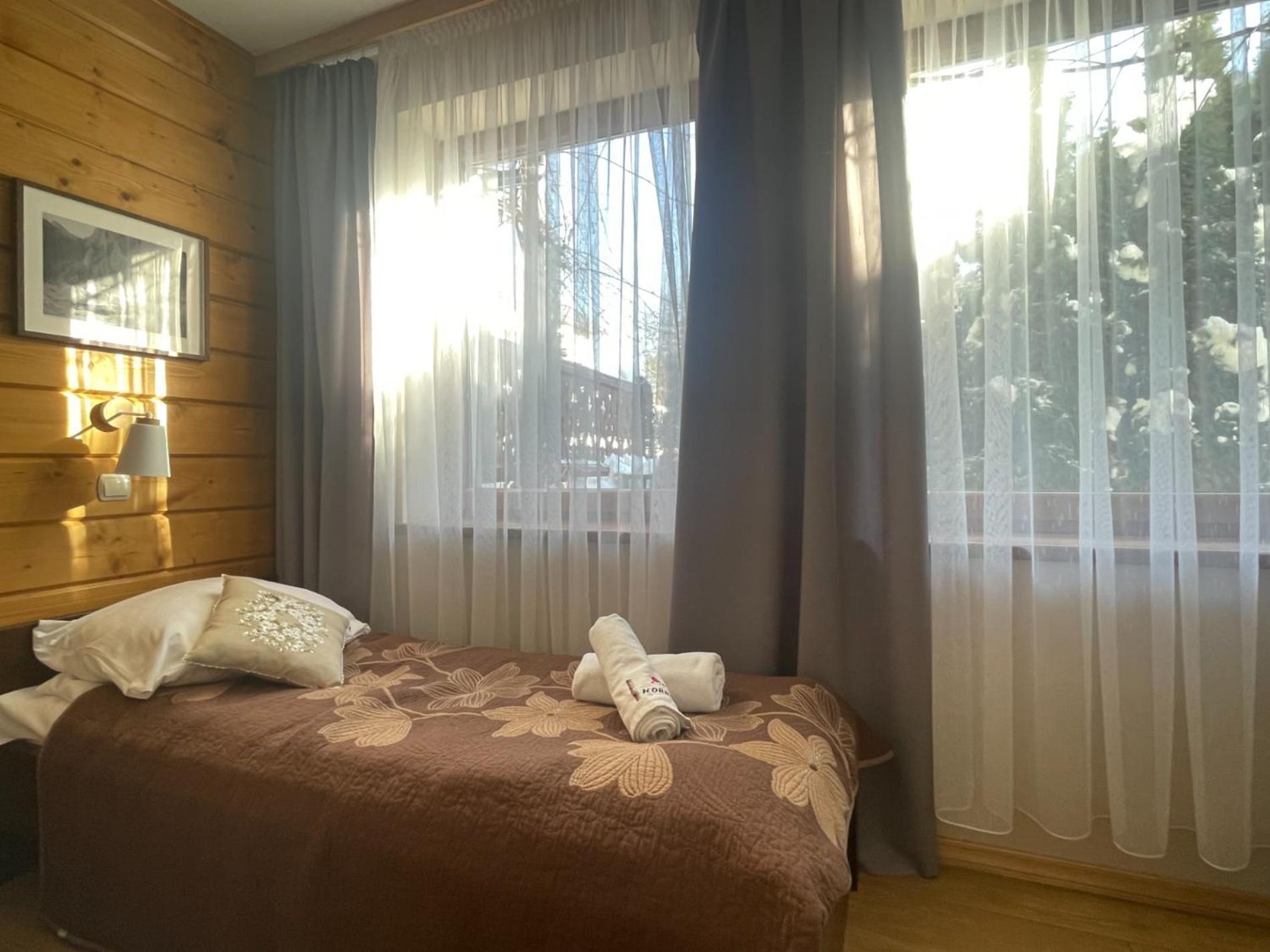 Apartamenty Kornaje ชซาฟนีซา ภายนอก รูปภาพ